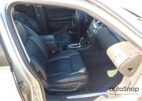 2008 Cadillac Dts 1Sa z USA, uszkodzony, nr VIN 1G6KD57Y78U180638